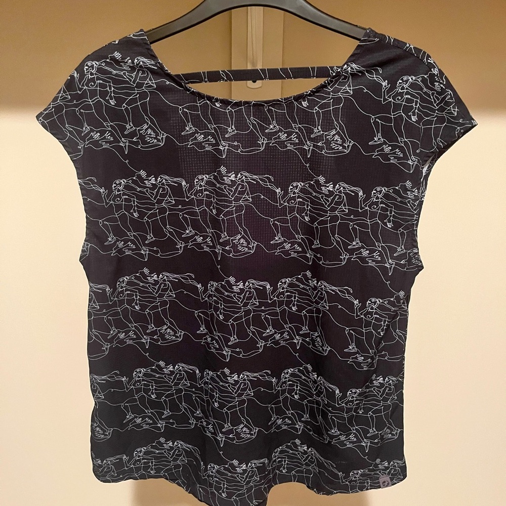 Oiselle Back Story Tee